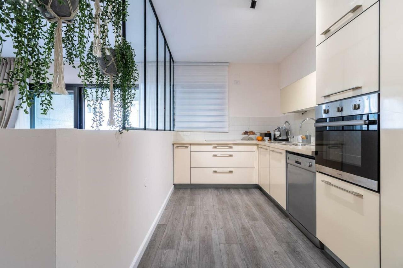 King David Residence Luxury 4 Bd/Pool/Gym/Parking Jerusalem Exterior photo